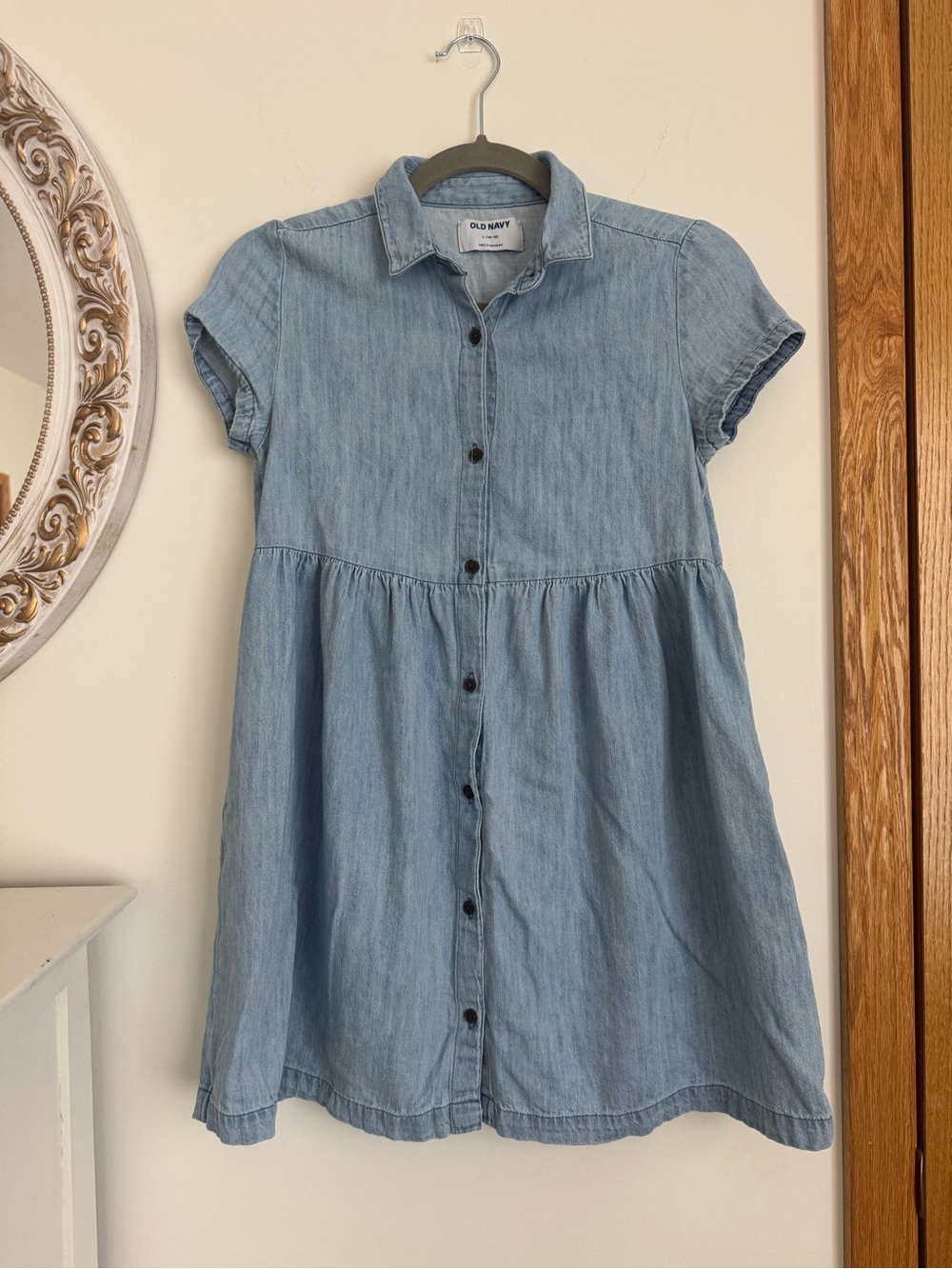 Old Navy Light Blue Denim Button-Front Kids Dress, L